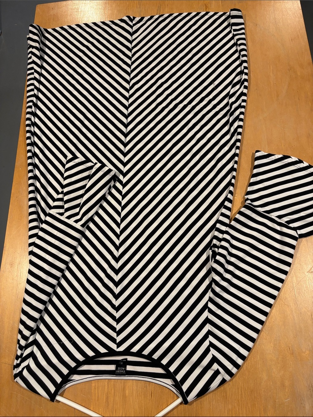 Emery Rose ~ Striped Jet Black & Bright White 3/4 Ruffle Sleeve Dress